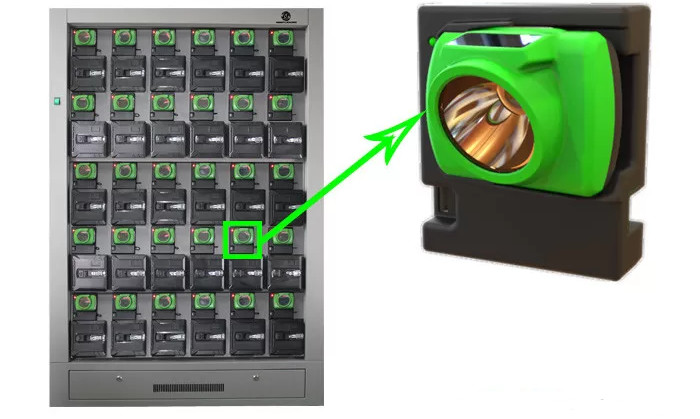 Working Method & Key Features of Green Lighting Charger Racks